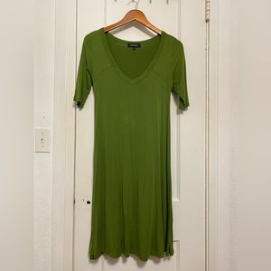 Karen Kane Green Low V Neck Short Sleeve Calve Length Dress Sz S